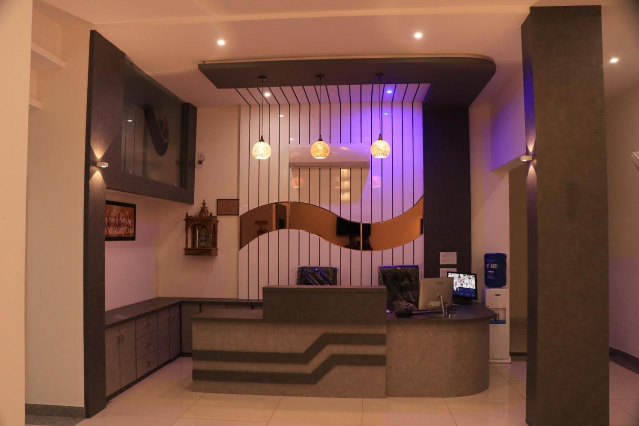 Hotel Viraj Residency Bhuj Exteriér fotografie
